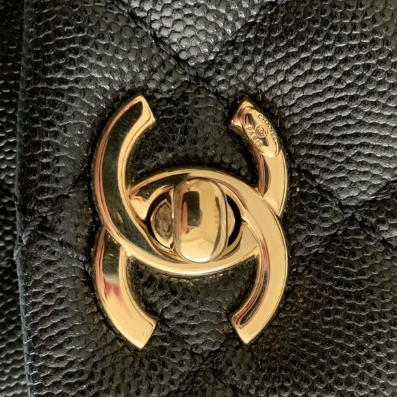 Authentic New Chanel Extra Mini Coco Handle - Picture 4 of 16